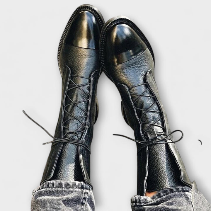 נעלי מגף PU שחורות לנשים – שילוב מושלם של נוחות וסגנון לכל הזדמנות